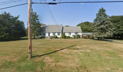 Long Island Knife Works is a knife sharpening store in Afton, New York providing expert blade services.