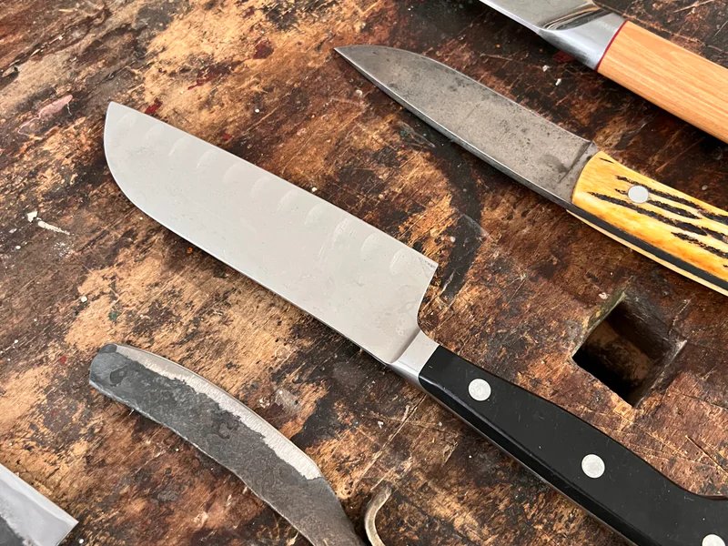New England Knife Sharpener is a knife sharpening store in Granby, Vermont providing blade services.