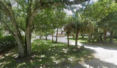Richard's Knife Services is a knife sharpening store in Port St. Lucie, Florida providing blade services.