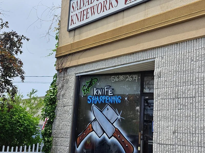 Salvadori Knifeworks is a knife sharpening store in Mineville, New York providing blade services.