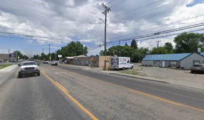 The Bradford Edge is a knife sharpening store in Idaho Falls, Idaho providing blade services.