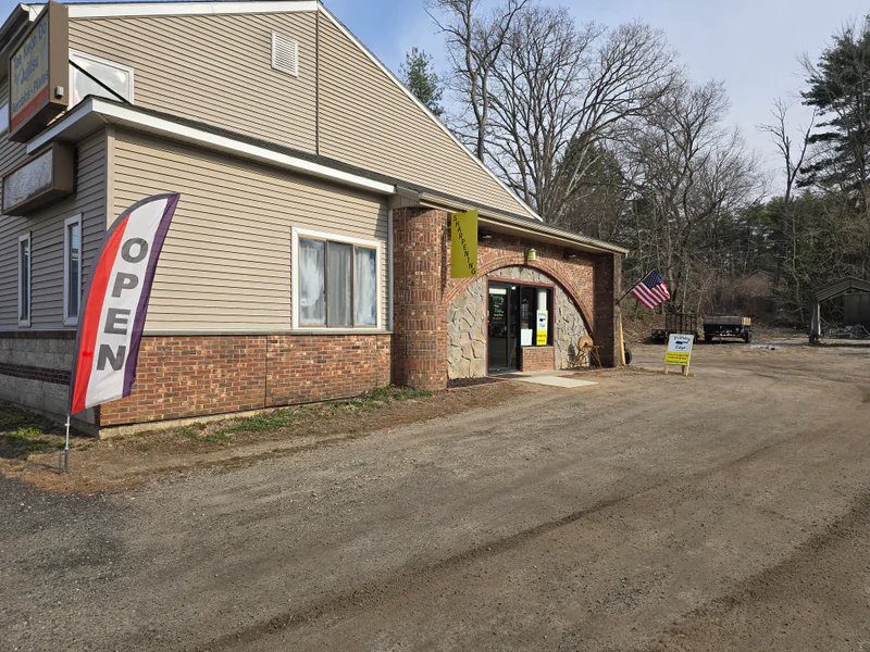 The Primary Edge llc is a knife sharpening store in Abington, Connecticut providing blade services.