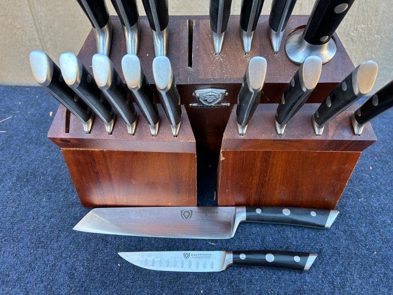 Ultra Sharp Sharpening Service is a knife sharpening store in Oracle, Arizona providing blade services.