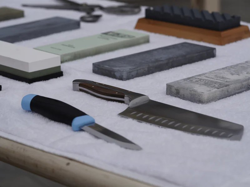 William Tan's Custom Knives, Sharpening, Repair is a knife sharpening store in San Jose, California providing blade services.
