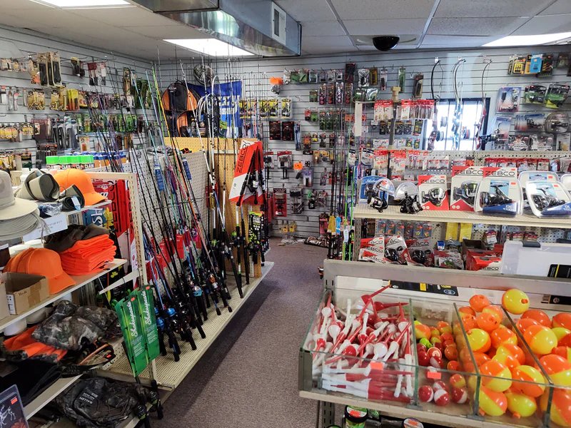 Amboy Sporting Goods is a knife store in Amboy, Illinois featuring Custom, Hunting knives and knife sharpening.