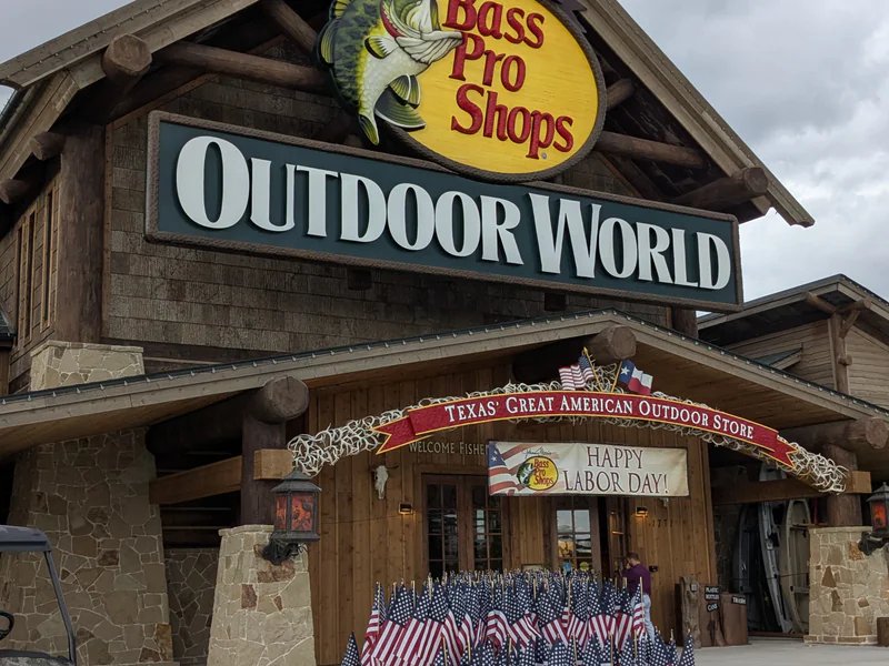 Bass Pro Shops is a knife store in Waco, Texas featuring Hunting knives and knife sharpening.