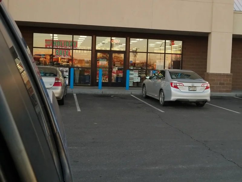 Big 5 Sporting Goods is a knife store in Fruitland, Idaho with a wide selection of knives.