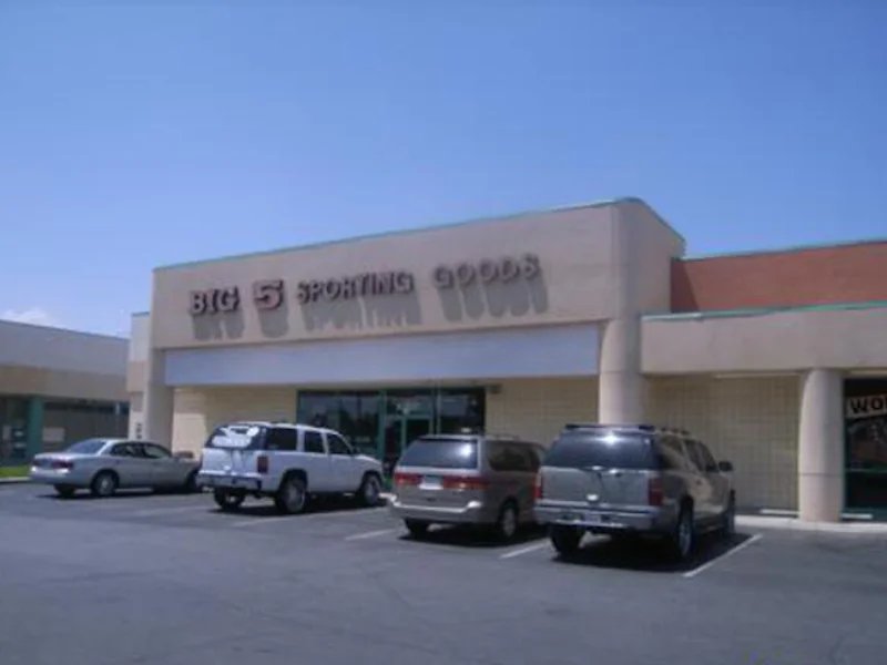 Big 5 Sporting Goods is a knife store in Lancaster, California with a wide selection of knives.