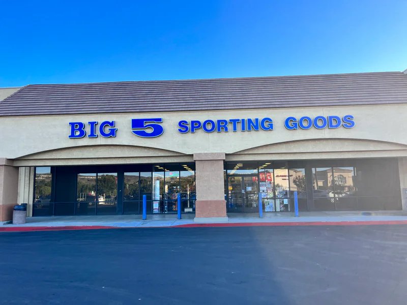 Big 5 Sporting Goods is a knife store in Santa Clarita, California featuring Custom knives and knife sharpening.
