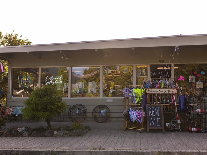 Eastsound Sporting Goods LLC is a knife store in Deer Harbor, Washington featuring Hunting knives and knife sharpening.