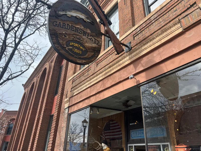 Gardenswartz Sporting Goods is a knife store in Durango, Colorado featuring Custom knives.