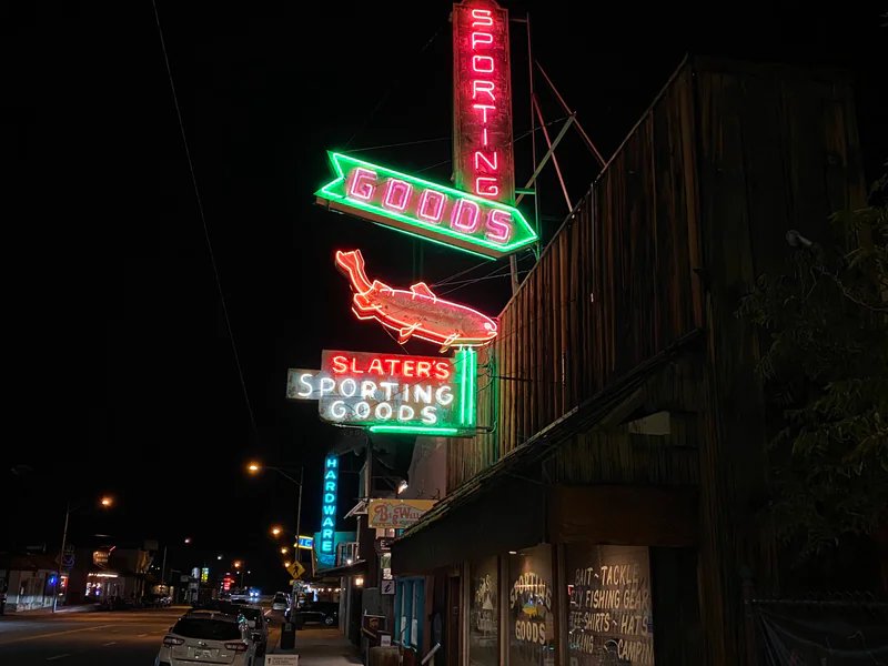 High Sierra Outfitters is a knife store in Lone Pine, California with a wide selection of knives and sharpening.