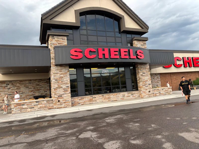 Scheels is a knife store in Missoula, Montana featuring Buck, Custom knives and knife sharpening.