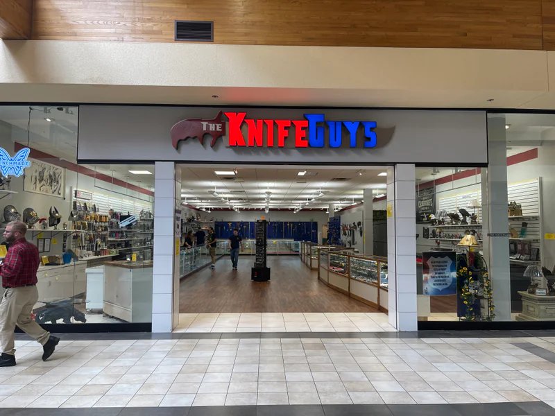 The Knife Guys is a knife store in Crane, Texas with a wide selection of knives.