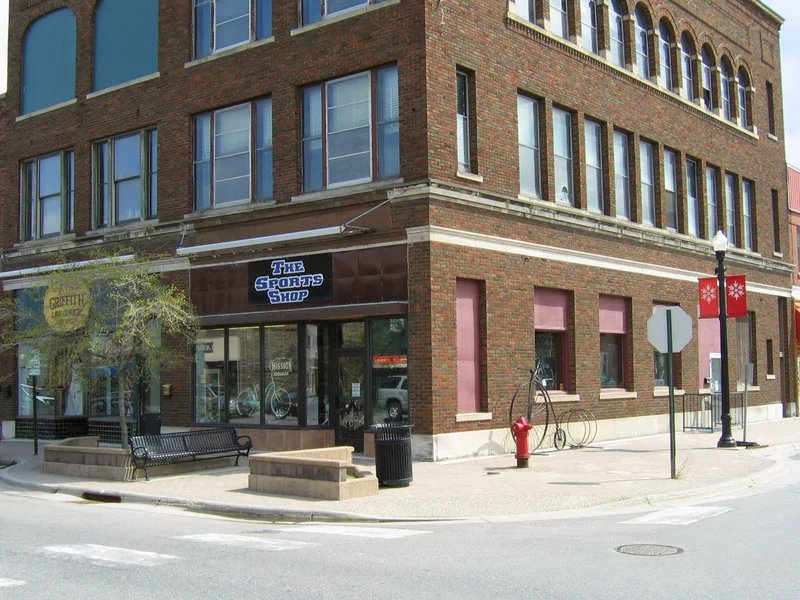 The Sports Shop is a knife store in International Falls, Minnesota with a wide selection of knives and sharpening.