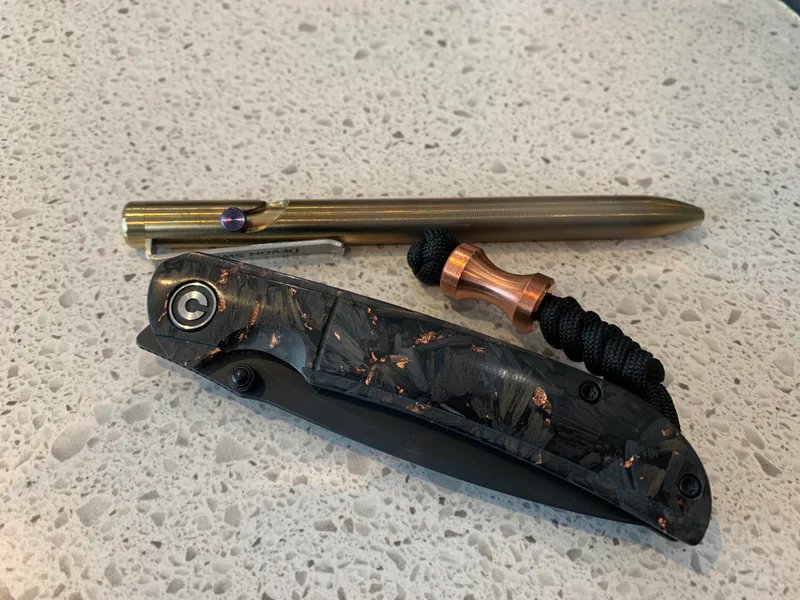 White Mountain Knives LLC is a knife store in Andover, New Hampshire featuring Custom, Chris reeve knives.