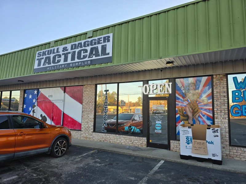 Skull and Dagger Tactical is a knife store in Fayetteville, North Carolina featuring Mac, Tactical knives and knife sharpening.