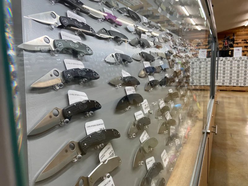 The Blade Bar - Stephenville is a knife store in Mineral Wells, Texas featuring Custom knives and knife sharpening.