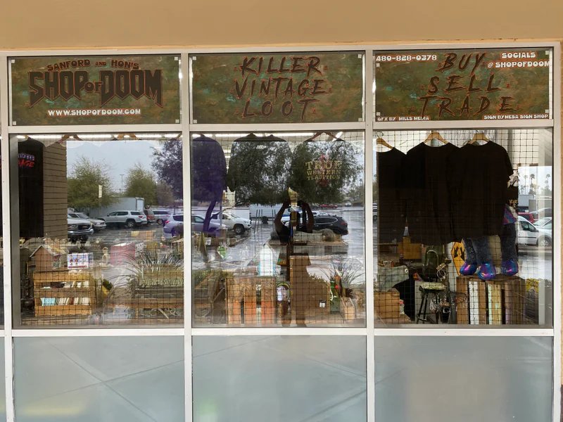 The Shop of Doom is a knife store in Apache Junction, Arizona featuring Custom knives.