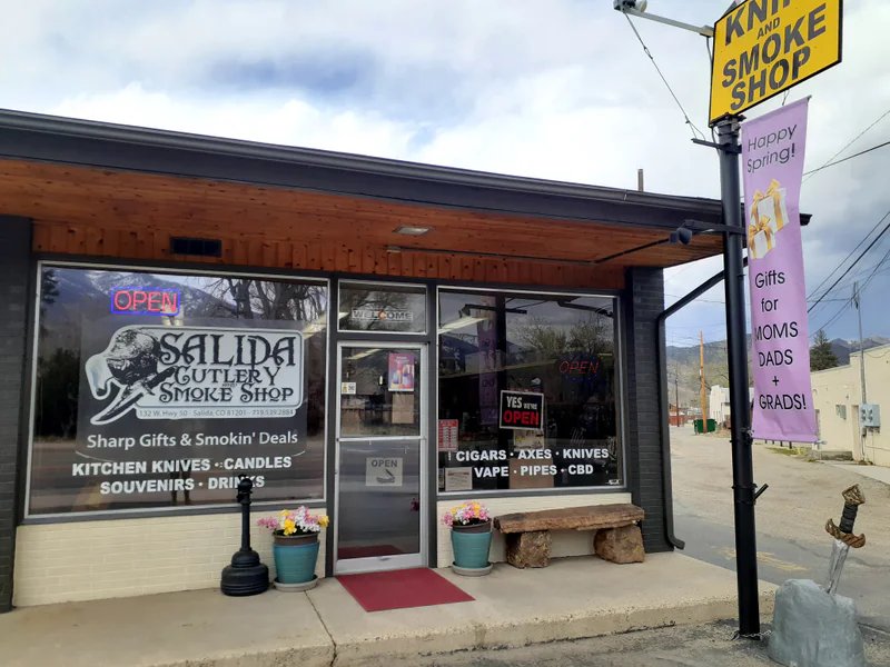 Salida Cutlery and Smoke Shop is a knife store in Buena Vista, Colorado featuring Strider, Custom knives and knife sharpening.