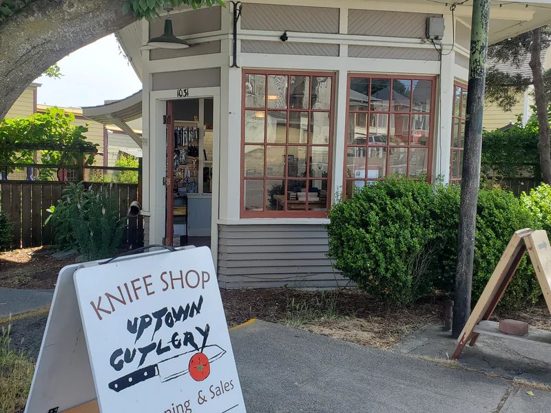 Uptown Cutlery is a knife store in Amboy, Washington featuring Kitchen, Japanese, Custom knives and knife sharpening.