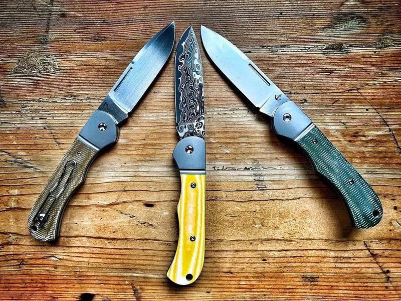 Warren Blades is a knife store in Bethelridge, Kentucky with a wide selection of knives and expert sharpening.