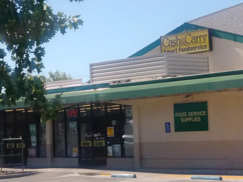 US Foods CHEF'STORE is a knife store in Yuba City, California featuring Kitchen knives.