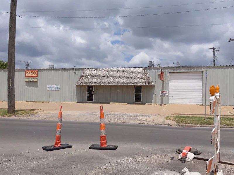 All American Blade Shop is a knife store in Albert, Oklahoma with a wide selection of knives and expert sharpening.
