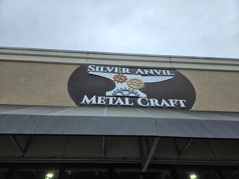 Mulkey Knives is a knife store in Branson, Colorado with a wide selection of knives and sharpening.