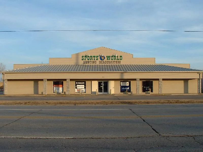 Sports World Hunting Headquarters is a knife store in Dustin, Oklahoma featuring Custom knives and knife sharpening.